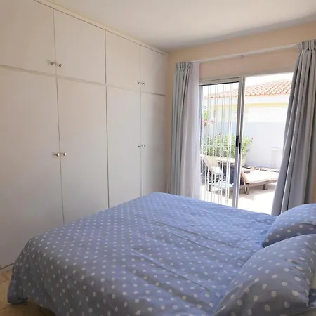 Tenerife Holiday Chalet Sueno Azul With Terrace In Vakantiehuis Adeje